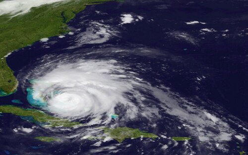 Hurricane Katrina facts: hurricane from top view Hurricane Katrina facts: hurricane from top view